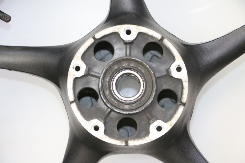 photo de REAR RIM AND TIRE YAMAHA FZ6 FAZER S2 600 (2007 - 2011)