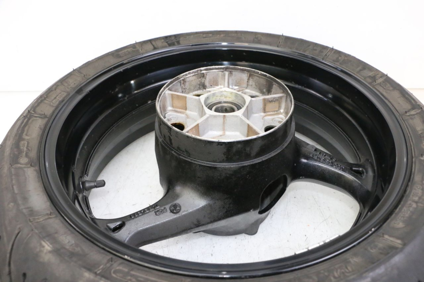 photo de REAR RIM AND TIRE SUZUKI GSR 750 (2011 - 2017)