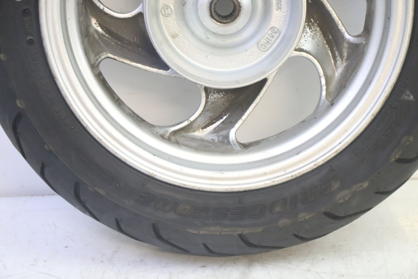 photo de REAR RIM AND TIRE SYM GTS EVO 125 (2009 - 2013) - Component zoom