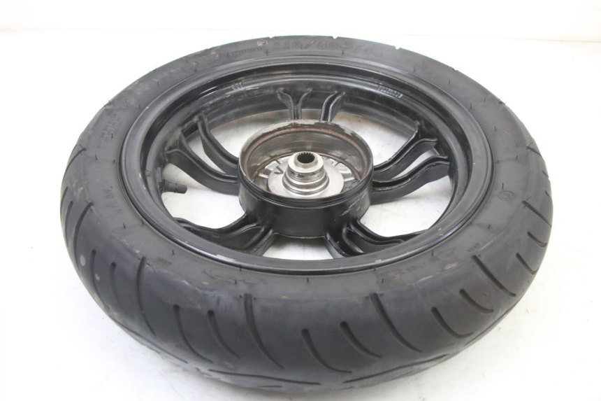 photo de REAR WHEEL AND TIRE SYM JET 14 4T 50 (2018 - 2022)