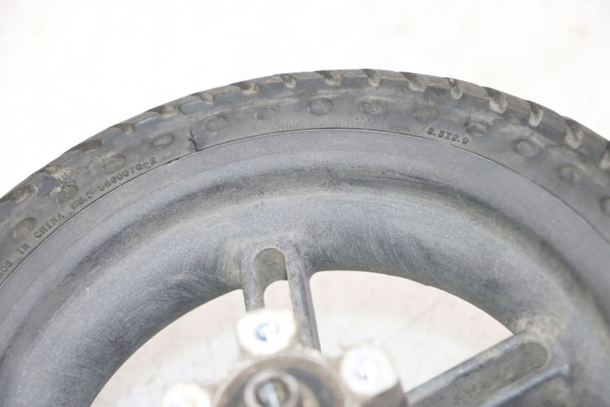 photo de REAR RIM AND TIRE XIAOMI MI PRO 2 1