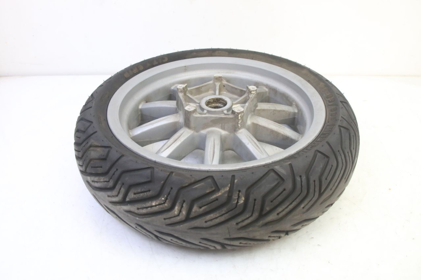 photo de REAR RIM AND TIRE PIAGGIO MP3 RL 250 (2007 - 2010)