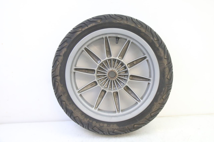 photo de REAR RIM AND TIRE PIAGGIO MP3 RL 250 (2007 - 2010)