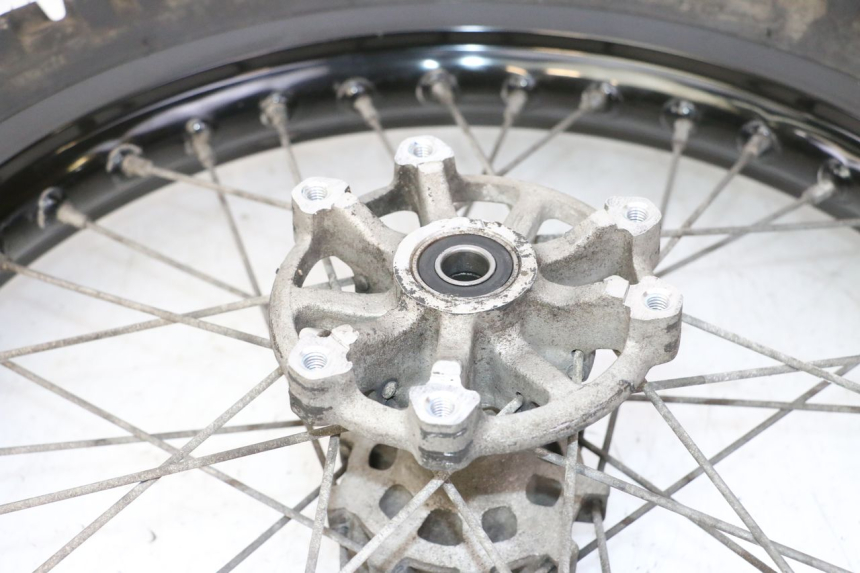photo de REAR RIM AND TIRE RIEJU MRT 50 (2018 - 2021)