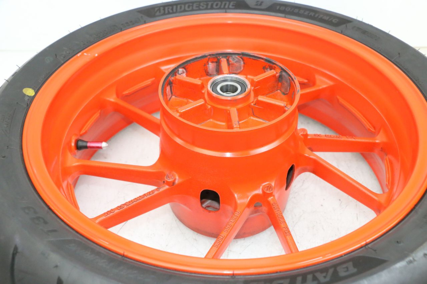 photo de REAR RIM AND TIRE YAMAHA MT-07 MT07 ABS 700 (2018 - 2020) - Technical close-up