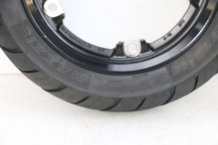 photo de REAR RIM AND TIRE YAMAHA NEO'S CORE 1 (2022 - 2026) - Surface and material condition