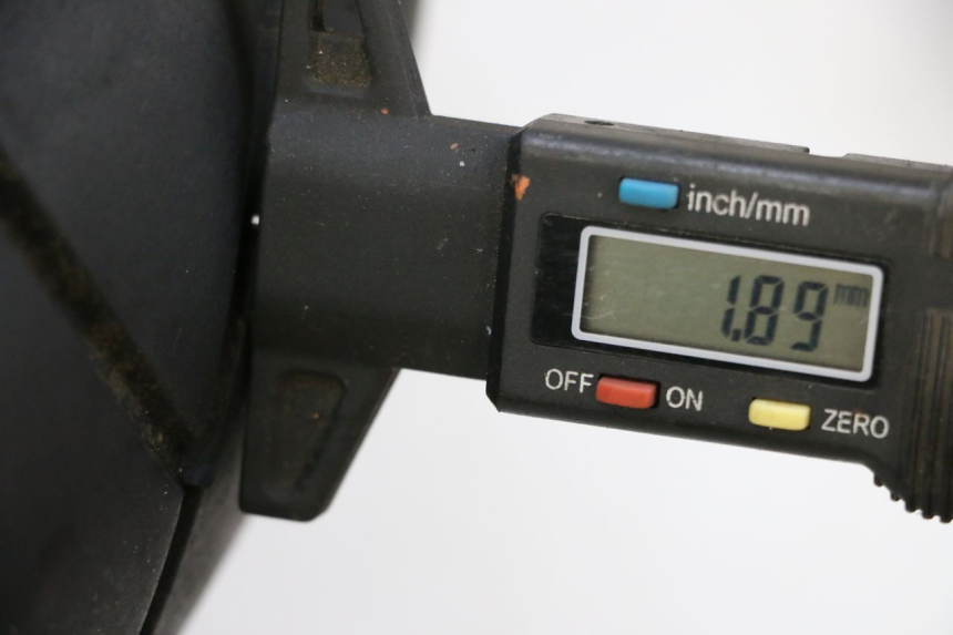 photo de REAR RIM AND TIRE HONDA NSR R 125 (1994 - 2003) - Zoom on usage condition