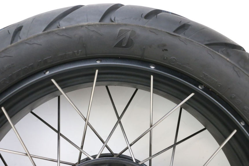 photo de REAR RIM AND TIRE BMW R GS 1250 (2021 - 2024) - Focus on structure