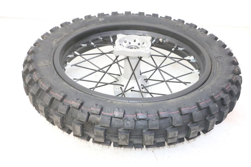 photo de REAR RIM AND TIRE APOLLO RFZ 125