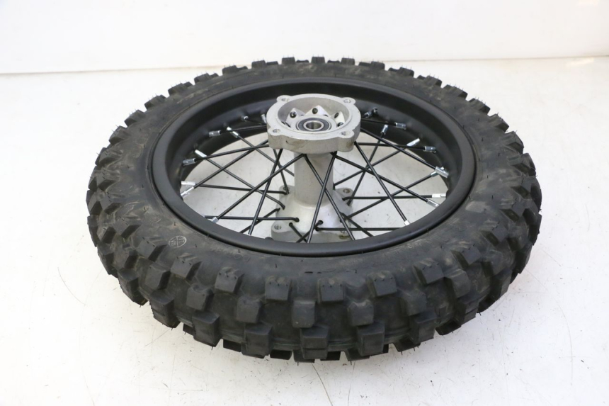 photo de REAR RIM AND TIRE APOLLO RFZ 125
