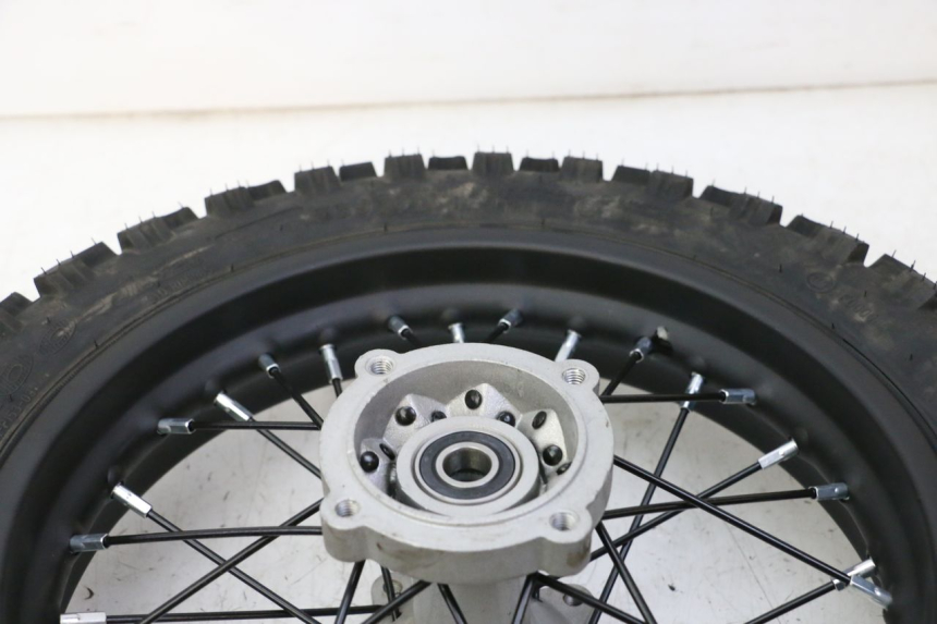 photo de REAR RIM AND TIRE APOLLO RFZ 125
