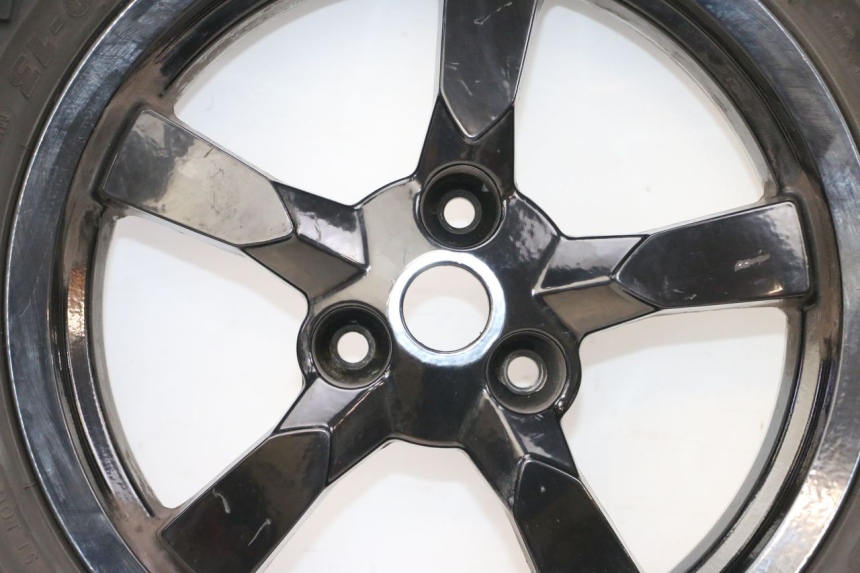 photo de REAR RIM AND TIRE PEUGEOT SATELIS 125 (2013 - 2018) - Supplementary product photo