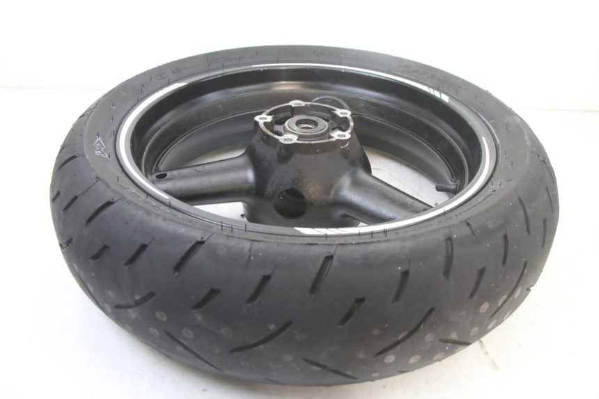 photo de REAR RIM AND TIRE SUZUKI GSF S BANDIT 600 (2000 - 2004)