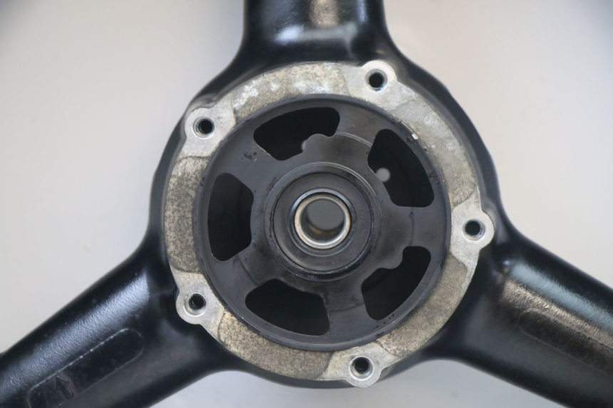 photo de REAR RIM AND TIRE SUZUKI GSX F GSXF 650 (2007 - 2015)