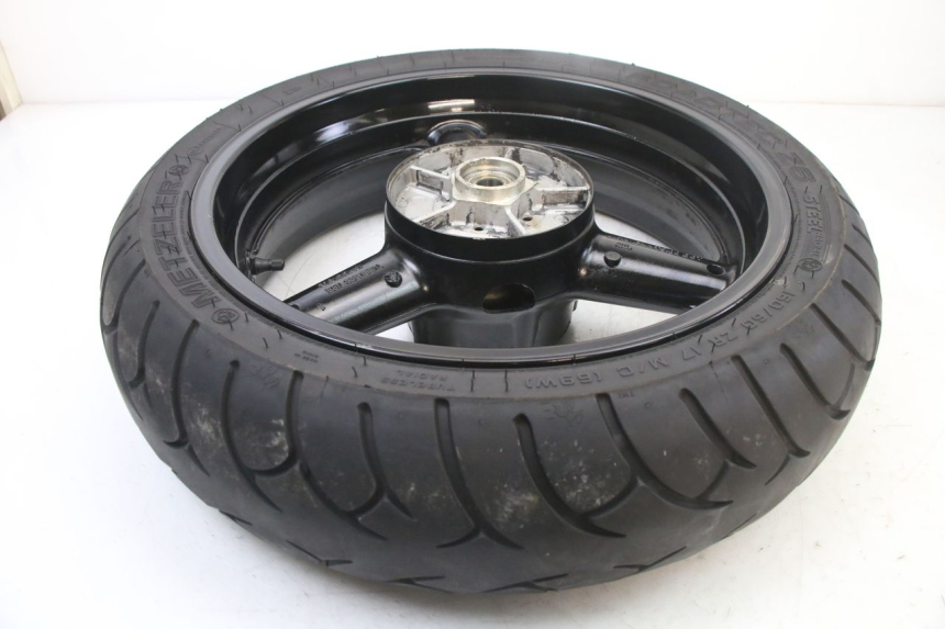photo de REAR RIM AND TIRE SUZUKI GSX F GSXF 650 (2007 - 2015)