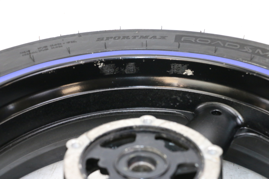 photo de REAR RIM AND TIRE SUZUKI GSX F GSXF 650 (2007 - 2015)