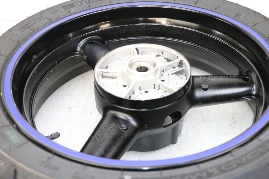 photo de REAR RIM AND TIRE SUZUKI GSX F GSXF 650 (2007 - 2015)