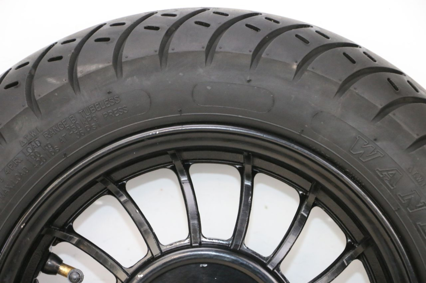 photo de REAR RIM AND TIRE NECO TEMPO 4T 50 (2022 - 2026) - Surface and material condition