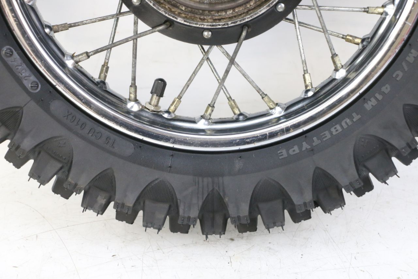 photo de REAR RIM AND TIRE YAMAHA PW 80 (1983 - 2014)