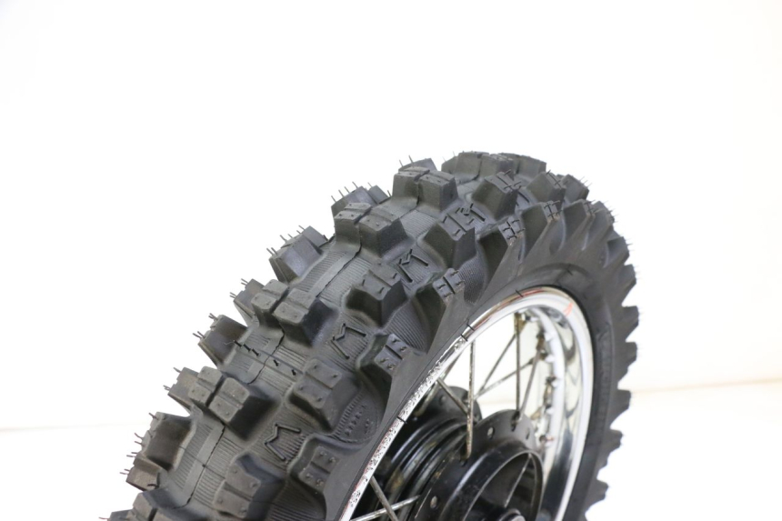 photo de REAR RIM AND TIRE YAMAHA PW 80 (1983 - 2014)