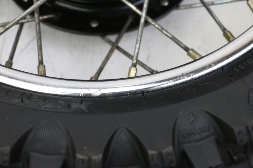 photo de REAR RIM AND TIRE YAMAHA PW 80 (1983 - 2014)