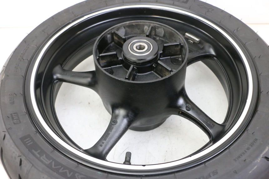 photo de REAR RIM AND TIRE YAMAHA XJ6 ABS 600 (2008 - 2016)