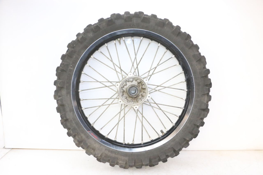 photo de REAR RIM AND TIRE YAMAHA YZ-F YZF 250 (2014 - 2018)