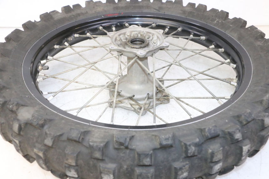 photo de REAR RIM AND TIRE YAMAHA YZ-F YZF 250 (2014 - 2018)