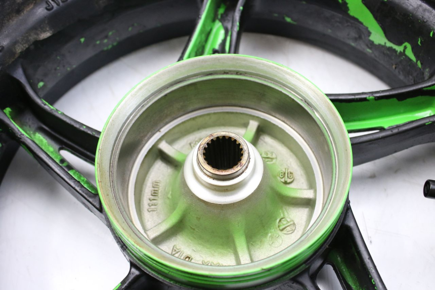 photo de REAR WHEEL RIM KYMCO AGILITY NAKED RENOUVO 4T 50 (2018 - 2020)