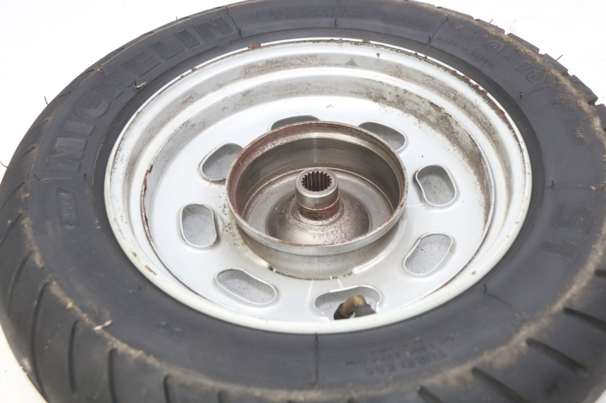 photo de REAR WHEEL RIM TAOTAO BEATBOX 2 50 (2005 - 2017)