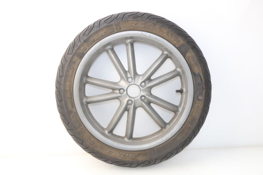 photo de REAR RIM PIAGGIO CARNABY 125 (2007 - 2011)