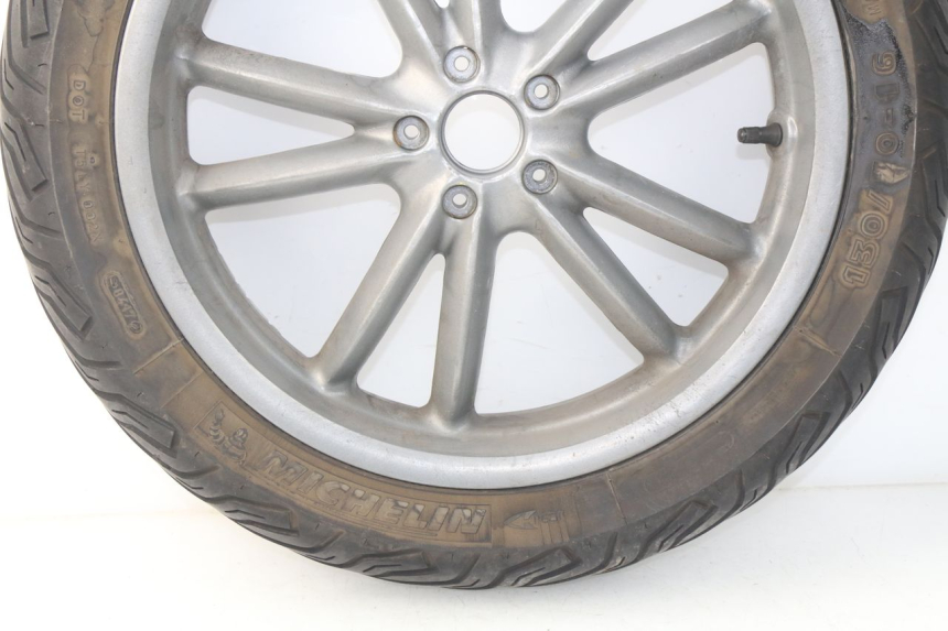 photo de REAR RIM PIAGGIO CARNABY 125 (2007 - 2011)