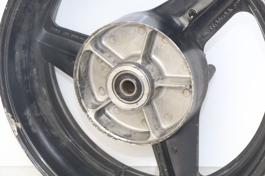 photo de REAR WHEEL RIM HONDA CBR F SC25 1000 (1989 - 1992)