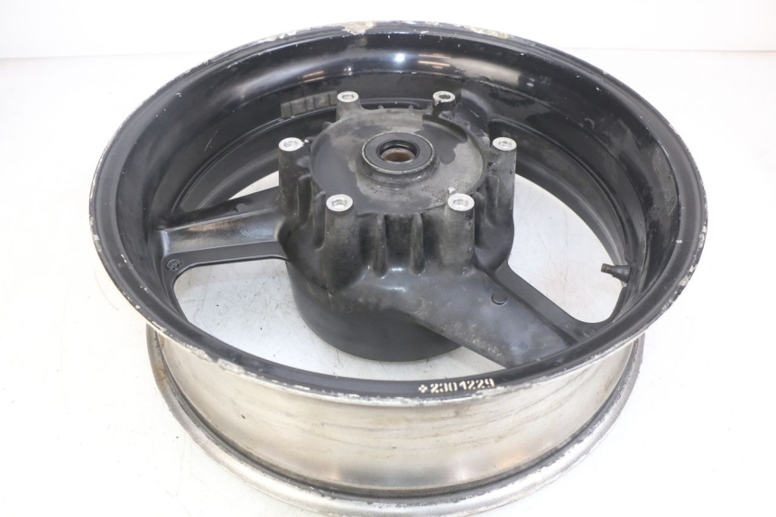photo de REAR WHEEL RIM HONDA CBR F SC25 1000 (1989 - 1992)