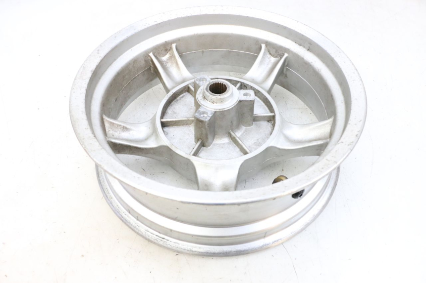 photo de REAR RIM JM MOTORS GTS 125 (2015 - 2019) - Alternative perspective