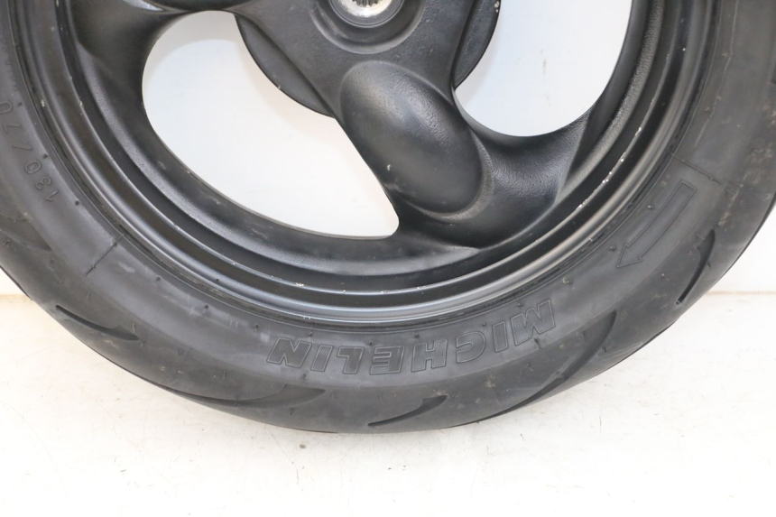 photo de REAR WHEEL RIM KYMCO AGILITY 4T 50 (2018 - 2022)