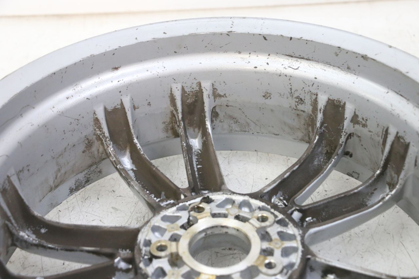 photo de REAR WHEEL RIM PIAGGIO MP3 LT 400 (2007 - 2012) - Markings and original references