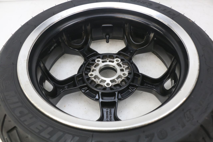 photo de REAR WHEEL RIM PIAGGIO MP3 500 (2014 - 2016)