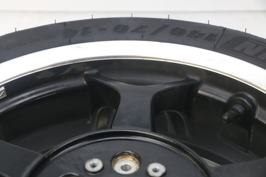 photo de REAR WHEEL RIM PIAGGIO MP3 500 (2014 - 2016)