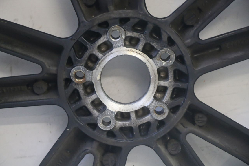 photo de REAR WHEEL RIM PIAGGIO MP3 500 (2011 - 2015)