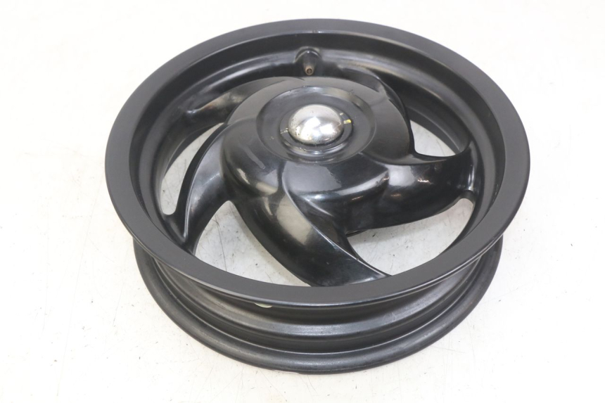 photo de REAR WHEEL RIM PIAGGIO NEW TYPHOON 50 (2018 - 2021)