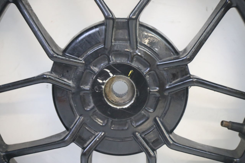 photo de REAR WHEEL RIM PIAGGIO NEW TYPHOON 50 (2018 - 2021)