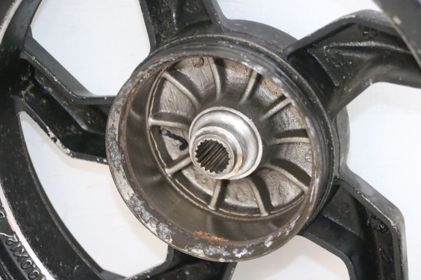 photo de REAR WHEEL SYM ORBIT III 3 4T 50 (2018 - 2021) - Additional view of the item