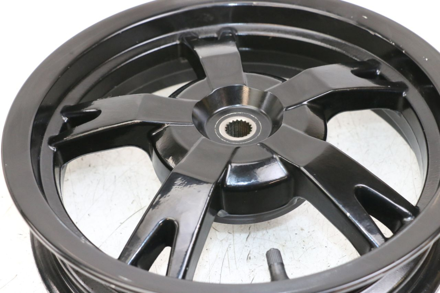 photo de REAR WHEEL RIM PEUGEOT KISBEE 4T 50 (2018 - 2022)