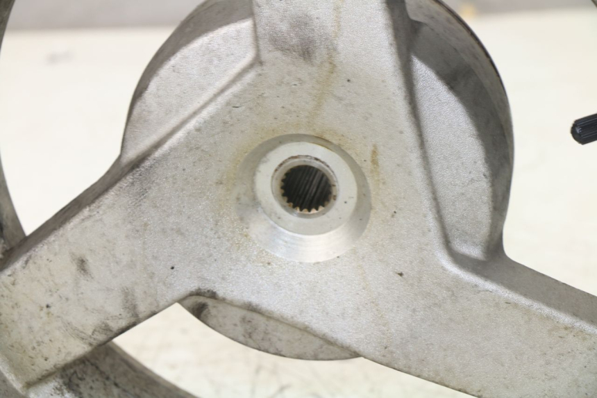 photo de REAR RIM PEUGEOT VIVACITY 125 (2010 - 2017)