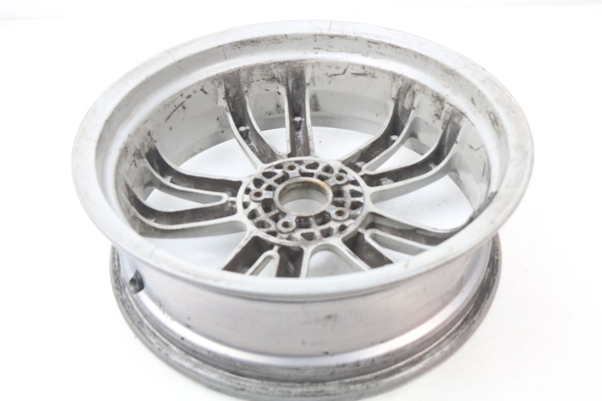 photo de REAR RIM PIAGGIO BEVERLY 500 (2003 - 2007)