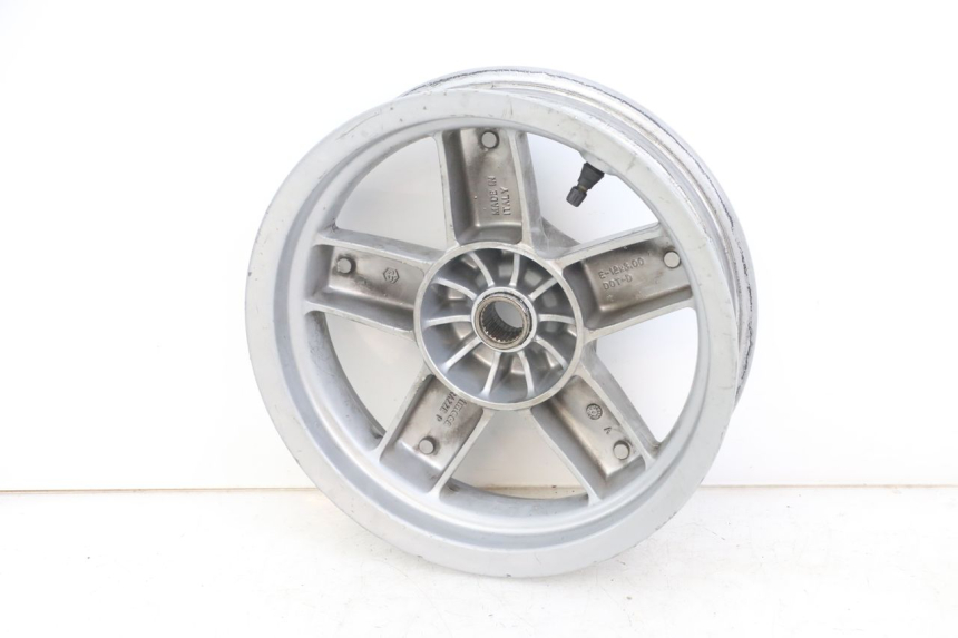 photo de REAR WHEEL RIM PIAGGIO X8 125 (2004 - 2007)