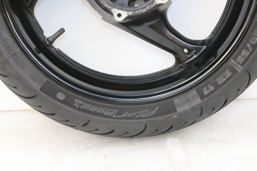 photo de REAR RIM SUZUKI GSR 750 (2011 - 2017)