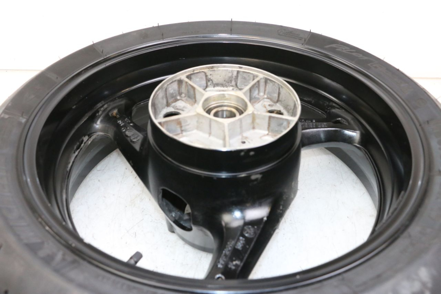 photo de REAR RIM SUZUKI GSR 750 (2011 - 2017)