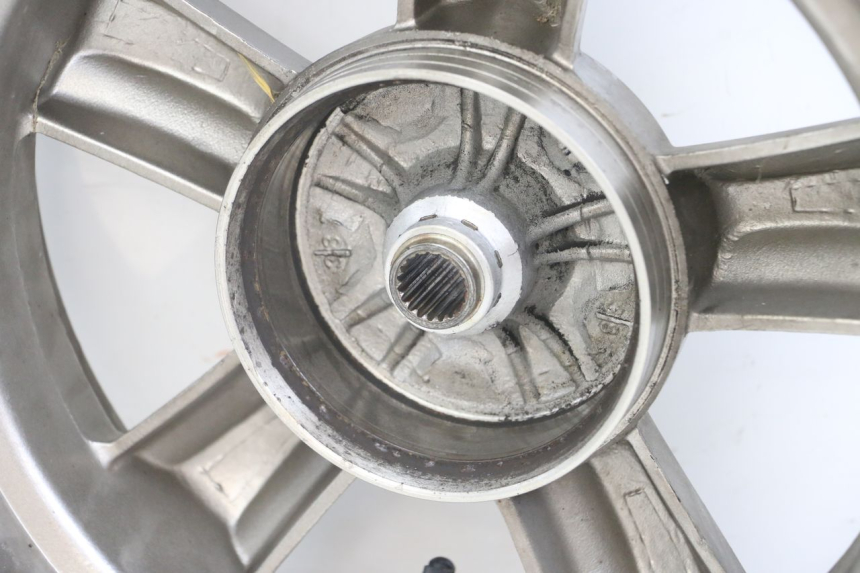 photo de REAR WHEEL SYM FIDDLE 3 III 50 (2014 - 2020)